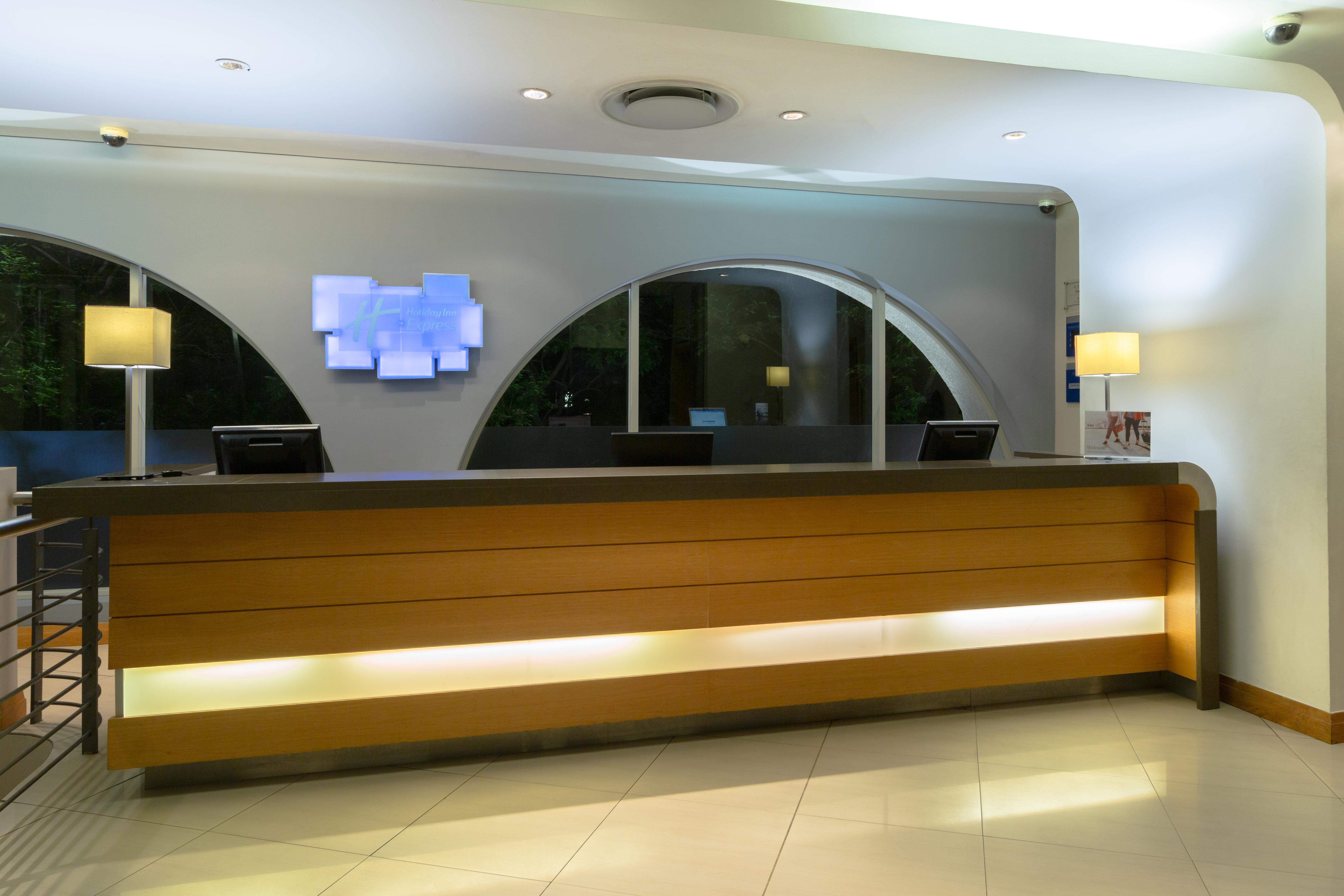 Holiday Inn Express Cape Town City Centre By Ihg Екстер'єр фото