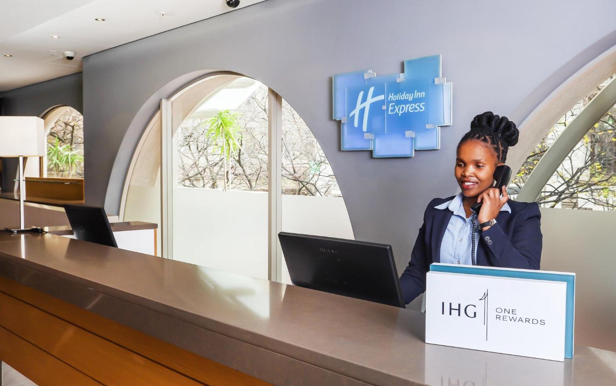 Holiday Inn Express Cape Town City Centre By Ihg Екстер'єр фото
